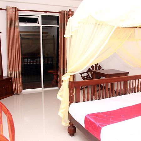 Sun Rest Mirissa Hotel Banduramulla Buitenkant foto