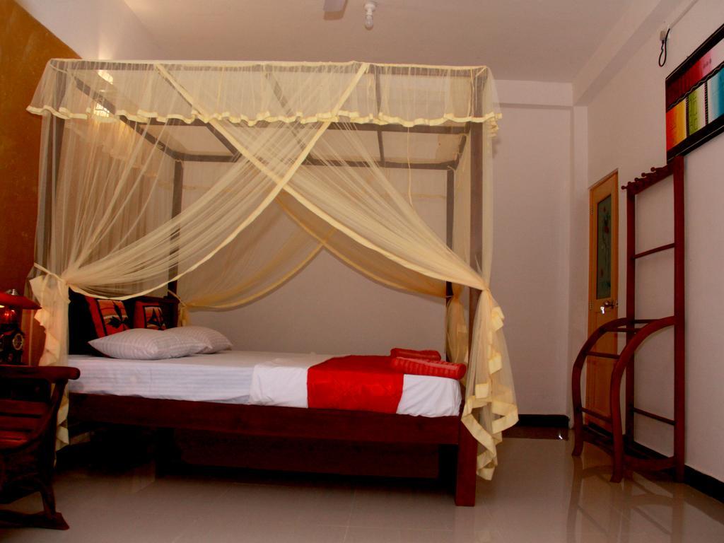 Sun Rest Mirissa Hotel Banduramulla Buitenkant foto