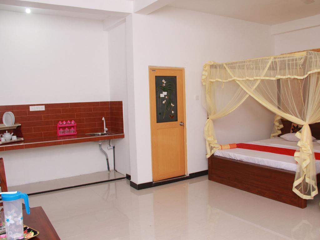 Sun Rest Mirissa Hotel Banduramulla Buitenkant foto