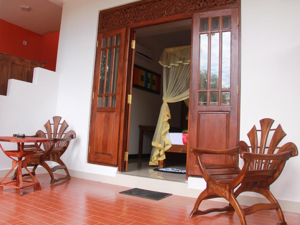 Sun Rest Mirissa Hotel Banduramulla Buitenkant foto