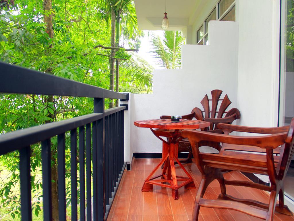Sun Rest Mirissa Hotel Banduramulla Buitenkant foto