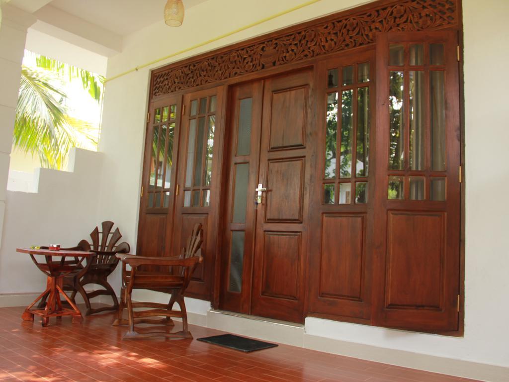 Sun Rest Mirissa Hotel Banduramulla Buitenkant foto
